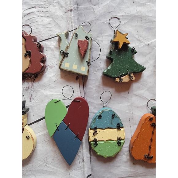 Assorted Rustic Country Style Wood Ornaments Mixed Lot of 9 - Picture 3 of 9